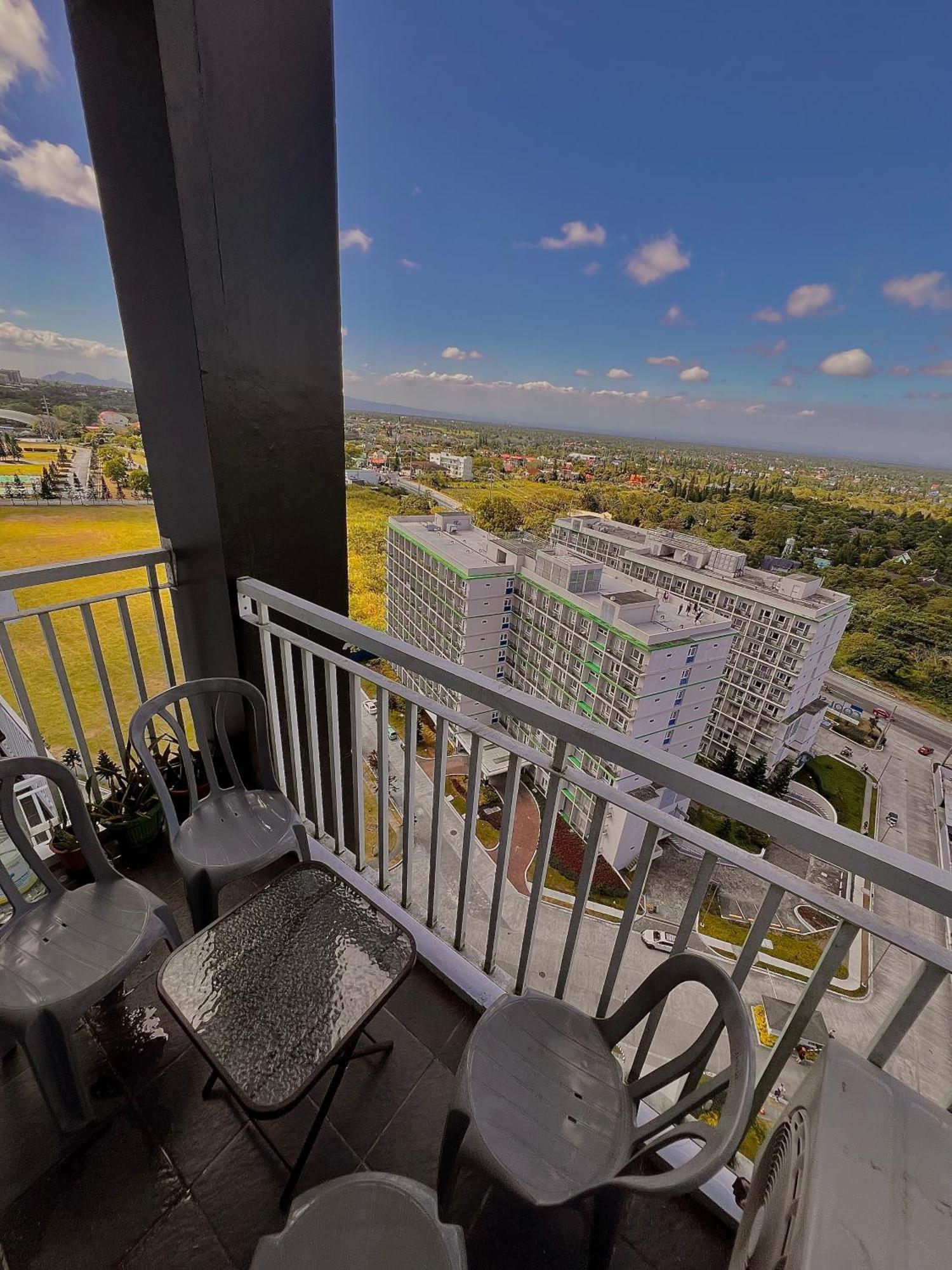 The Pallet House, Wind Residences Tagaytay Tagaytay City Exterior foto